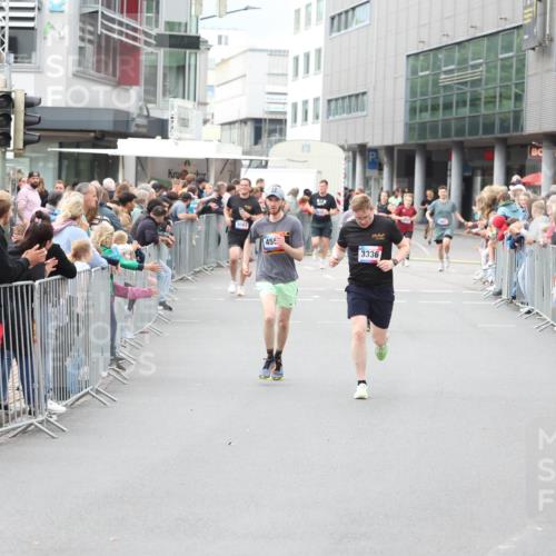 12.06.2026 - Holstenköstenlauf Andreas Tolksdorf http://msf.ph/oto/9744542 12.06.2026 17:55:10 Laufen 3453, 455, 3336 meine-sportfotos.de