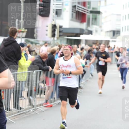 12.06.2026 - Holstenköstenlauf Andreas Tolksdorf http://msf.ph/oto/9744547 12.06.2026 17:55:14 Laufen 7014 meine-sportfotos.de