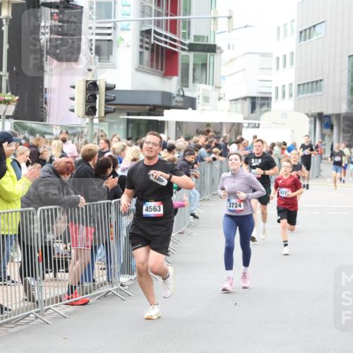 12.06.2026 - Holstenköstenlauf Andreas Tolksdorf http://msf.ph/oto/9744549 12.06.2026 17:55:16 Laufen 202, 60, 182, 4563, 3724, 472, 3951 meine-sportfotos.de