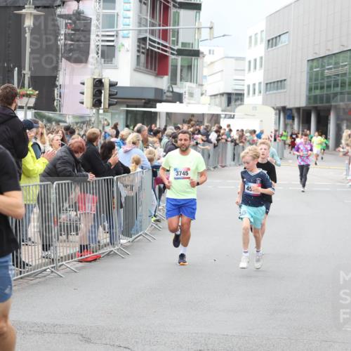 12.06.2026 - Holstenköstenlauf Andreas Tolksdorf http://msf.ph/oto/9744566 12.06.2026 17:55:29 Laufen 3285, 3745, 45 meine-sportfotos.de