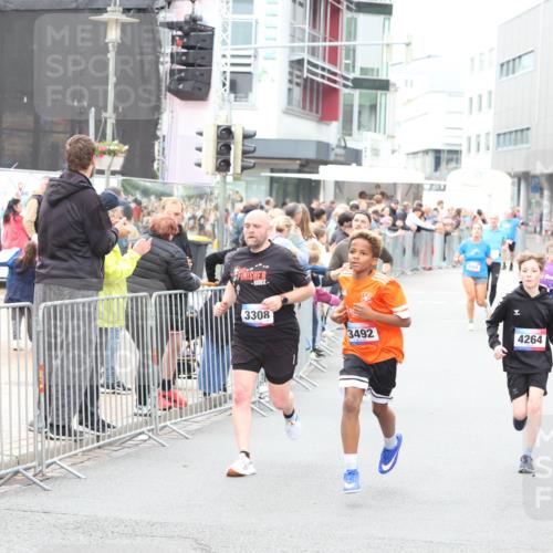 12.06.2026 - Holstenköstenlauf Andreas Tolksdorf http://msf.ph/oto/9744629 12.06.2026 17:56:08 Laufen 1, 11, 3308, 3492, 4264 meine-sportfotos.de