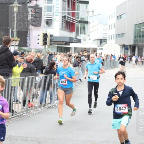 12.06.2026 - Holstenköstenlauf Andreas Tolksdorf http://msf.ph/oto/9744639 12.06.2026 17:56:13 Laufen 11, 26, 3966, 3564, 3847 meine-sportfotos.de
