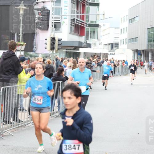 12.06.2026 - Holstenköstenlauf Andreas Tolksdorf http://msf.ph/oto/9744641 12.06.2026 17:56:14 Laufen 1, 26, 3564, 3847 meine-sportfotos.de