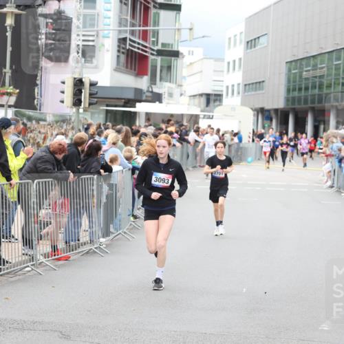 12.06.2026 - Holstenköstenlauf Andreas Tolksdorf http://msf.ph/oto/9744648 12.06.2026 17:56:21 Laufen 3093, 3701 meine-sportfotos.de