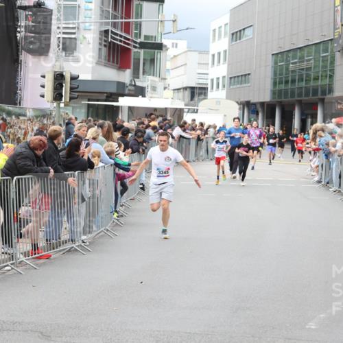 12.06.2026 - Holstenköstenlauf Andreas Tolksdorf http://msf.ph/oto/9744654 12.06.2026 17:56:26 Laufen 3345, 4466 meine-sportfotos.de