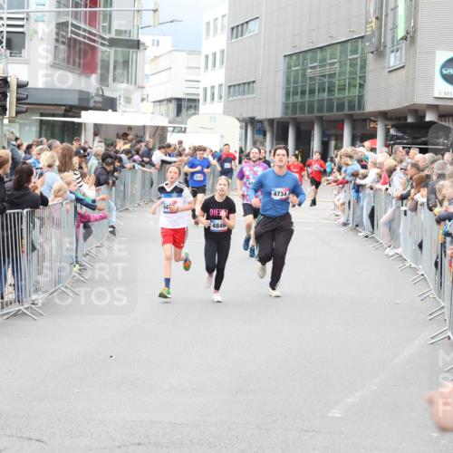 12.06.2026 - Holstenköstenlauf Andreas Tolksdorf http://msf.ph/oto/9744660 12.06.2026 17:56:30 Laufen 4478, 44, 4849, 4734 meine-sportfotos.de