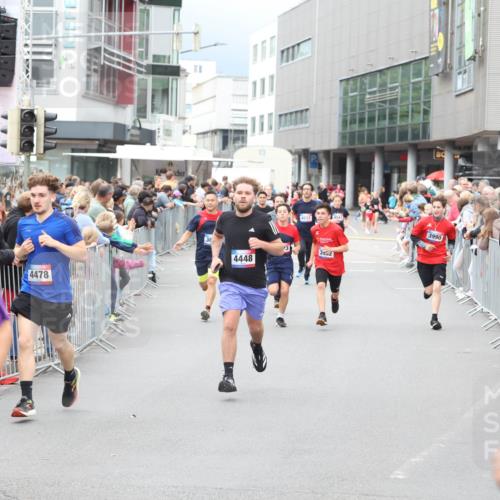 12.06.2026 - Holstenköstenlauf Andreas Tolksdorf http://msf.ph/oto/9744666 12.06.2026 17:56:36 Laufen 4473, 4478, 36, 4032, 4448, 3952, 3990 meine-sportfotos.de