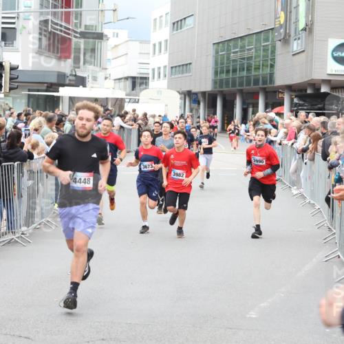 12.06.2026 - Holstenköstenlauf Andreas Tolksdorf http://msf.ph/oto/9744668 12.06.2026 17:56:37 Laufen 4448, 3673, 3982, 3990 meine-sportfotos.de