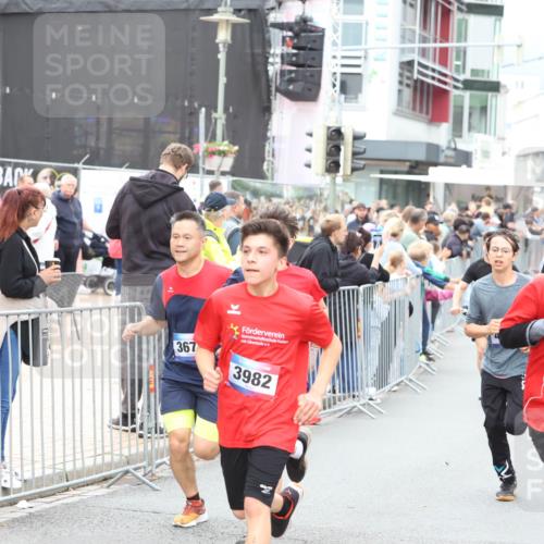 12.06.2026 - Holstenköstenlauf Andreas Tolksdorf http://msf.ph/oto/9744672 12.06.2026 17:56:39 Laufen 367, 3982, 032, 3990, 406, 460 meine-sportfotos.de