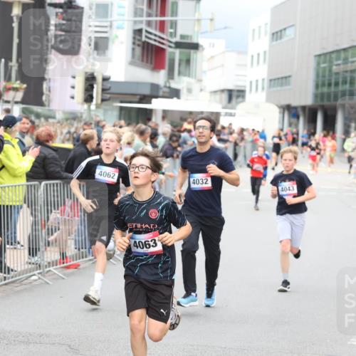 12.06.2026 - Holstenköstenlauf Andreas Tolksdorf http://msf.ph/oto/9744674 12.06.2026 17:56:41 Laufen 4062, 4032, 4043, 4063 meine-sportfotos.de