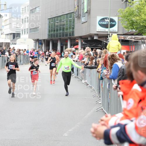 12.06.2026 - Holstenköstenlauf Andreas Tolksdorf http://msf.ph/oto/9744684 12.06.2026 17:56:49 Laufen 325, 4780, 3198, 3048, 265 meine-sportfotos.de