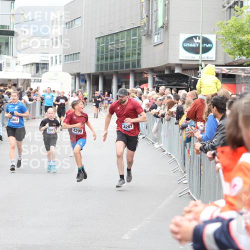 12.06.2026 - Holstenköstenlauf Andreas Tolksdorf http://msf.ph/oto/9744694 12.06.2026 17:57:00 Laufen 3964, 3013, 4290, 4287 meine-sportfotos.de
