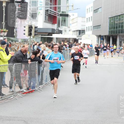 12.06.2026 - Holstenköstenlauf Andreas Tolksdorf http://msf.ph/oto/9744703 12.06.2026 17:57:05 Laufen 202, 4098, 4231, 4813 meine-sportfotos.de
