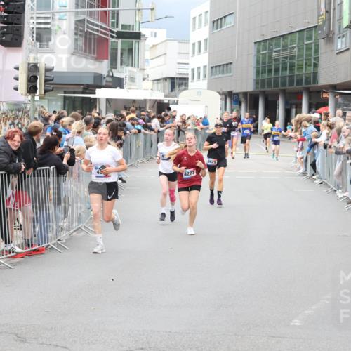 12.06.2026 - Holstenköstenlauf Andreas Tolksdorf http://msf.ph/oto/9744709 12.06.2026 17:57:09 Laufen 40, 4277, 3829 meine-sportfotos.de