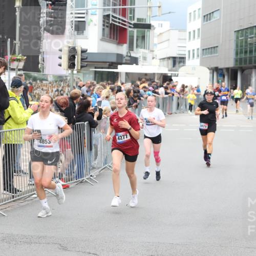12.06.2026 - Holstenköstenlauf Andreas Tolksdorf http://msf.ph/oto/9744712 12.06.2026 17:57:10 Laufen 4853, 4277, 48, 3829 meine-sportfotos.de