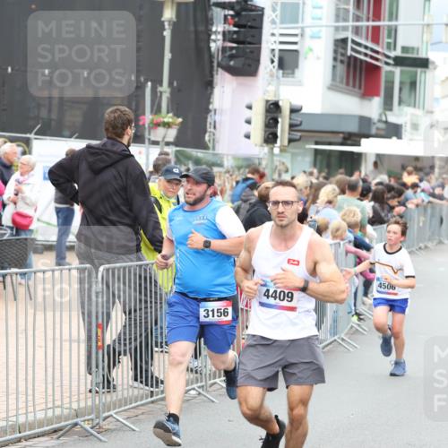 12.06.2026 - Holstenköstenlauf Andreas Tolksdorf http://msf.ph/oto/9744744 12.06.2026 17:57:41 Laufen 3156, 4409, 4506, 4464 meine-sportfotos.de
