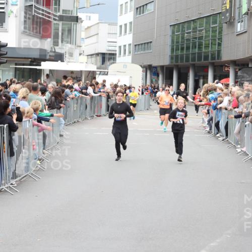 12.06.2026 - Holstenköstenlauf Andreas Tolksdorf http://msf.ph/oto/9744749 12.06.2026 17:57:44 Laufen 4559 meine-sportfotos.de