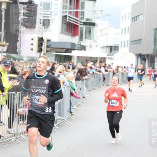 12.06.2026 - Holstenköstenlauf Andreas Tolksdorf http://msf.ph/oto/9744764 12.06.2026 17:58:00 Laufen 374, 33, 3542 meine-sportfotos.de