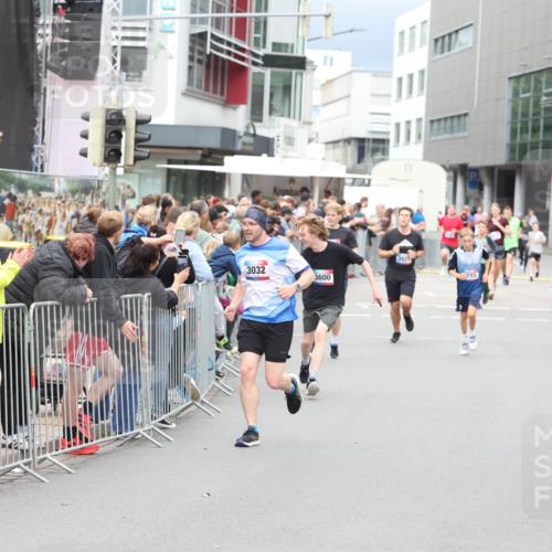 12.06.2026 - Holstenköstenlauf Andreas Tolksdorf http://msf.ph/oto/9744768 12.06.2026 17:58:07 Laufen 3032, 3600, 3927, 715 meine-sportfotos.de
