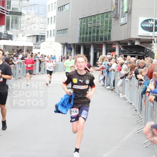 12.06.2026 - Holstenköstenlauf Andreas Tolksdorf http://msf.ph/oto/9744777 12.06.2026 17:58:12 Laufen 4715, 3927, 1716 meine-sportfotos.de