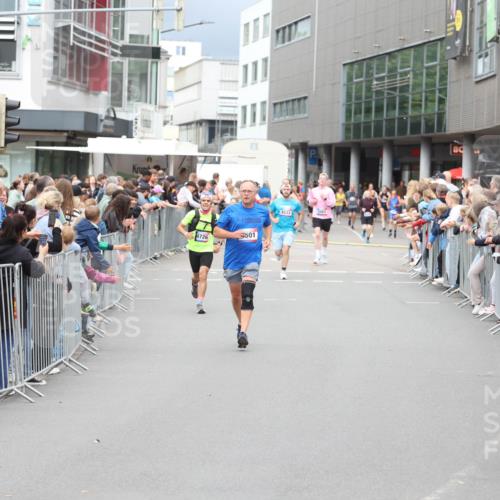 12.06.2026 - Holstenköstenlauf Andreas Tolksdorf http://msf.ph/oto/9744799 12.06.2026 17:58:25 Laufen 4726, 501, 4533 meine-sportfotos.de