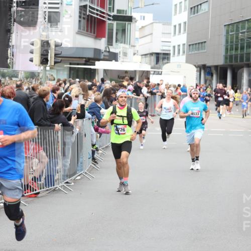 12.06.2026 - Holstenköstenlauf Andreas Tolksdorf http://msf.ph/oto/9744804 12.06.2026 17:58:30 Laufen 3407, 450, 4726, 4533 meine-sportfotos.de