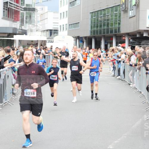 12.06.2026 - Holstenköstenlauf Andreas Tolksdorf http://msf.ph/oto/9744815 12.06.2026 17:58:41 Laufen 3318, 3880, 3665, 4702, 3752 meine-sportfotos.de