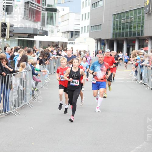 12.06.2026 - Holstenköstenlauf Andreas Tolksdorf http://msf.ph/oto/9744850 12.06.2026 17:59:02 Laufen 4507, 14, 380, 00, 4912, 4604 meine-sportfotos.de