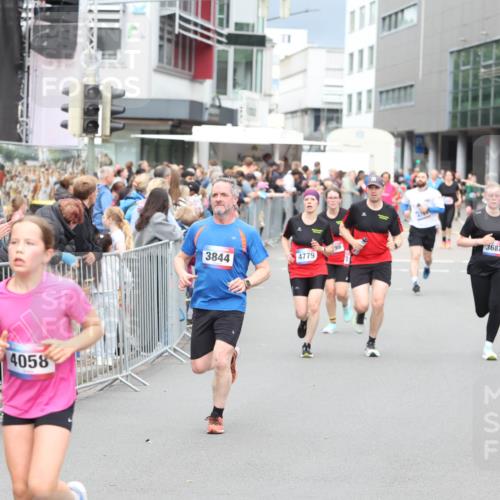 12.06.2026 - Holstenköstenlauf Andreas Tolksdorf http://msf.ph/oto/9744867 12.06.2026 17:59:16 Laufen 4058, 3844, 4779, 95, 3687 meine-sportfotos.de