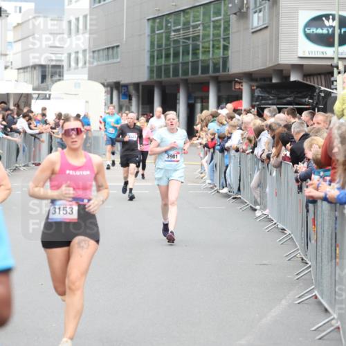 12.06.2026 - Holstenköstenlauf Andreas Tolksdorf http://msf.ph/oto/9744899 12.06.2026 17:59:40 Laufen 3153, 4521, 3901 meine-sportfotos.de