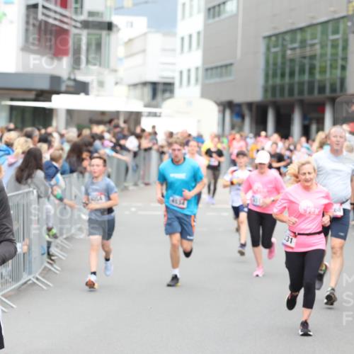 12.06.2026 - Holstenköstenlauf Andreas Tolksdorf http://msf.ph/oto/9744910 12.06.2026 17:59:49 Laufen 4521, 19, 131, 681 meine-sportfotos.de