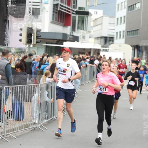 12.06.2026 - Holstenköstenlauf Andreas Tolksdorf http://msf.ph/oto/9744947 12.06.2026 18:00:21 Laufen 4749, 4341, 3817, 3137 meine-sportfotos.de