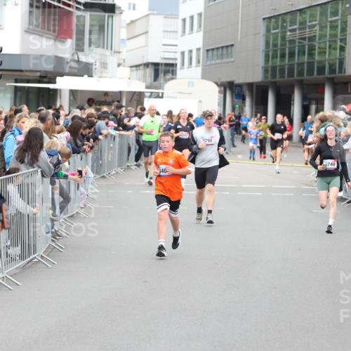 12.06.2026 - Holstenköstenlauf Andreas Tolksdorf http://msf.ph/oto/9744967 12.06.2026 18:00:38 Laufen 4489, 340, 202, 2798, 740 meine-sportfotos.de