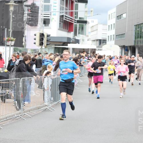 12.06.2026 - Holstenköstenlauf Andreas Tolksdorf http://msf.ph/oto/9745001 12.06.2026 18:01:07 Laufen 3805, 873, 3623 meine-sportfotos.de
