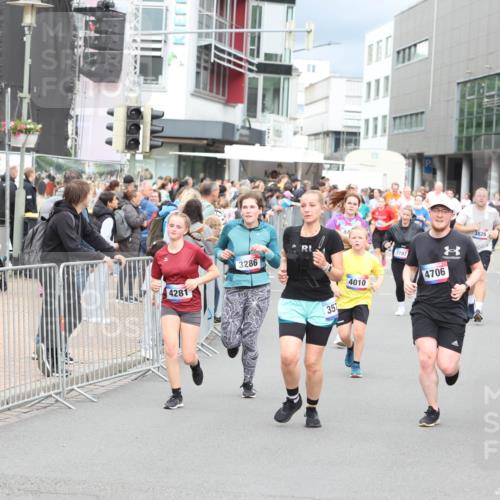 12.06.2026 - Holstenköstenlauf Andreas Tolksdorf http://msf.ph/oto/9745013 12.06.2026 18:01:12 Laufen 4281, 3286, 351, 4010, 3197, 4706, 3826, 4751 meine-sportfotos.de