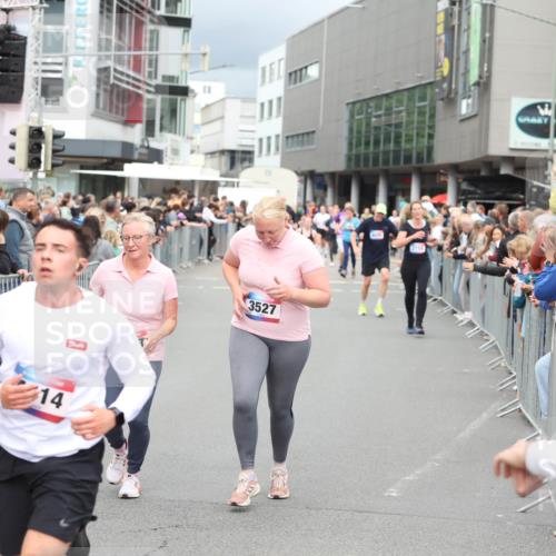 12.06.2026 - Holstenköstenlauf Andreas Tolksdorf http://msf.ph/oto/9745030 12.06.2026 18:01:24 Laufen 14, 3527 meine-sportfotos.de