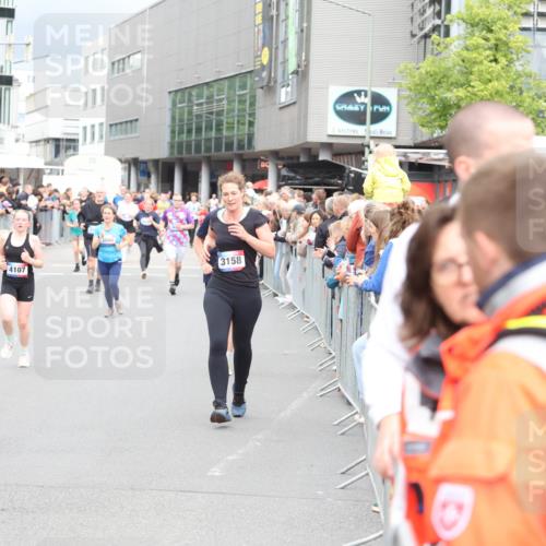 12.06.2026 - Holstenköstenlauf Andreas Tolksdorf http://msf.ph/oto/9745036 12.06.2026 18:01:28 Laufen 229, 4107, 3158, 265 meine-sportfotos.de