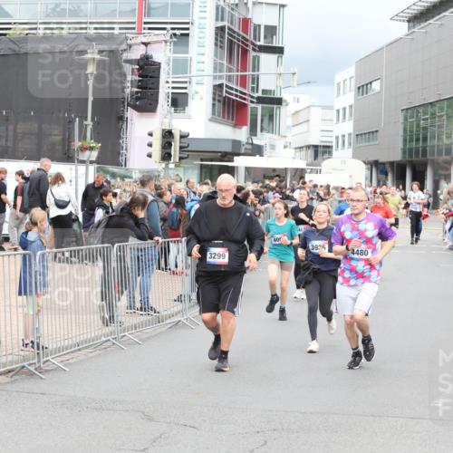 12.06.2026 - Holstenköstenlauf Andreas Tolksdorf http://msf.ph/oto/9745044 12.06.2026 18:01:35 Laufen 3299, 462, 405, 3926, 4480, 4889 meine-sportfotos.de