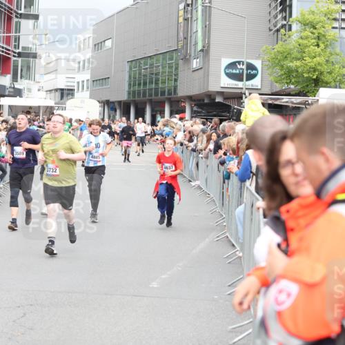 12.06.2026 - Holstenköstenlauf Andreas Tolksdorf http://msf.ph/oto/9745058 12.06.2026 18:01:43 Laufen 3589, 3732, 10, 4885, 4637, 265 meine-sportfotos.de