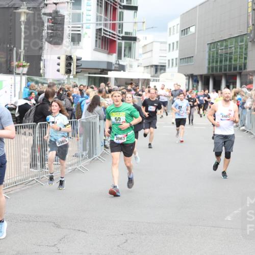 12.06.2026 - Holstenköstenlauf Andreas Tolksdorf http://msf.ph/oto/9745071 12.06.2026 18:01:54 Laufen 4886, 3965, 50, 3963, 3637, 4407 meine-sportfotos.de