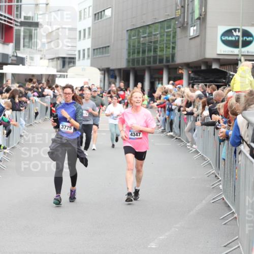 12.06.2026 - Holstenköstenlauf Andreas Tolksdorf http://msf.ph/oto/9745148 12.06.2026 18:02:53 Laufen 3775, 614, 4347 meine-sportfotos.de