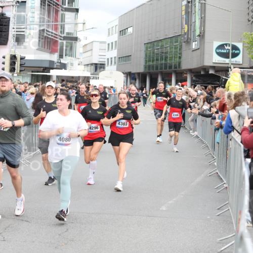 12.06.2026 - Holstenköstenlauf Andreas Tolksdorf http://msf.ph/oto/9745161 12.06.2026 18:03:01 Laufen 00, 0, 000, 408, 4080, 4296, 4303, 4298, 4306 meine-sportfotos.de