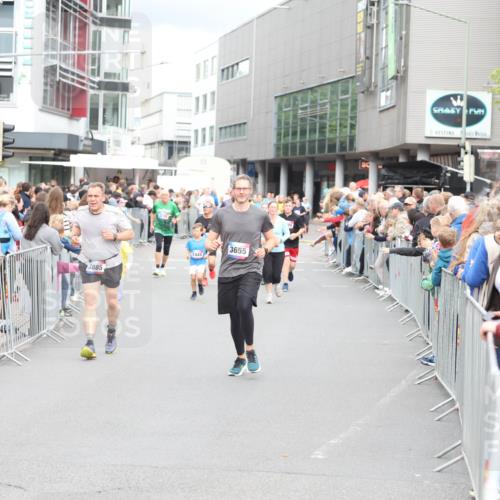 12.06.2026 - Holstenköstenlauf Andreas Tolksdorf http://msf.ph/oto/9745192 12.06.2026 18:03:30 Laufen 3885, 1444, 3655 meine-sportfotos.de