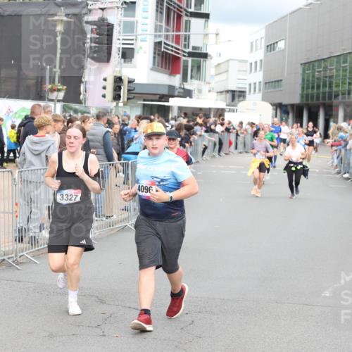 12.06.2026 - Holstenköstenlauf Andreas Tolksdorf http://msf.ph/oto/9745226 12.06.2026 18:03:54 Laufen 26, 3327, 4096 meine-sportfotos.de
