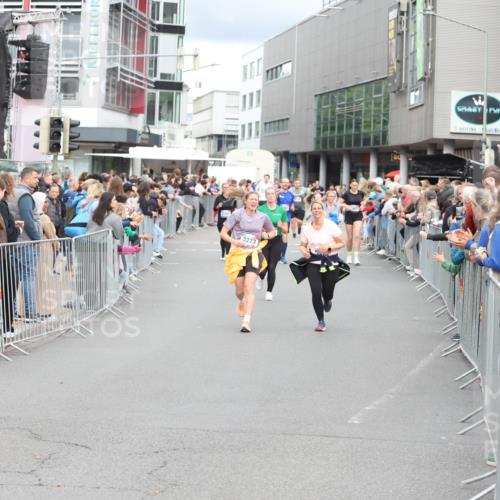 12.06.2026 - Holstenköstenlauf Andreas Tolksdorf http://msf.ph/oto/9745229 12.06.2026 18:03:57 Laufen 3273 meine-sportfotos.de
