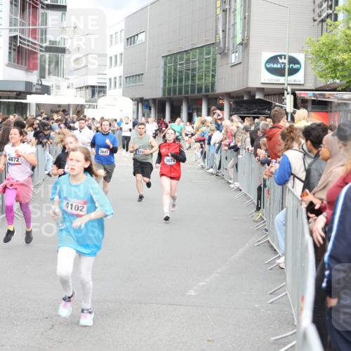 12.06.2026 - Holstenköstenlauf Andreas Tolksdorf http://msf.ph/oto/9745277 12.06.2026 18:04:46 Laufen 4872, 3641, 4102, 373, 3674, 265 meine-sportfotos.de