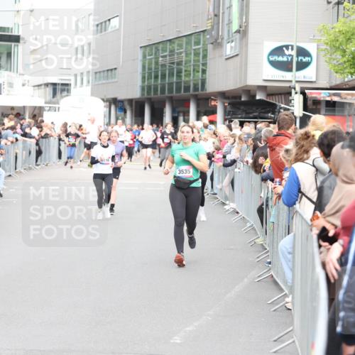 12.06.2026 - Holstenköstenlauf Andreas Tolksdorf http://msf.ph/oto/9745283 12.06.2026 18:04:53 Laufen 3535 meine-sportfotos.de