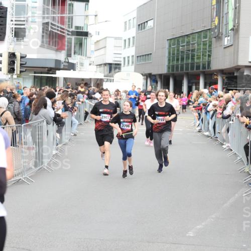 12.06.2026 - Holstenköstenlauf Andreas Tolksdorf http://msf.ph/oto/9745292 12.06.2026 18:05:01 Laufen 3707, 3722, 3706 meine-sportfotos.de