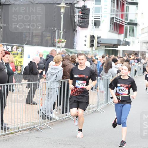 12.06.2026 - Holstenköstenlauf Andreas Tolksdorf http://msf.ph/oto/9745297 12.06.2026 18:05:03 Laufen 11, 26, 3707, 3706, 3722 meine-sportfotos.de