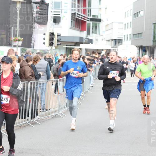 12.06.2026 - Holstenköstenlauf Andreas Tolksdorf http://msf.ph/oto/9745310 12.06.2026 18:05:12 Laufen 11, 26, 278, 4757, 717 meine-sportfotos.de